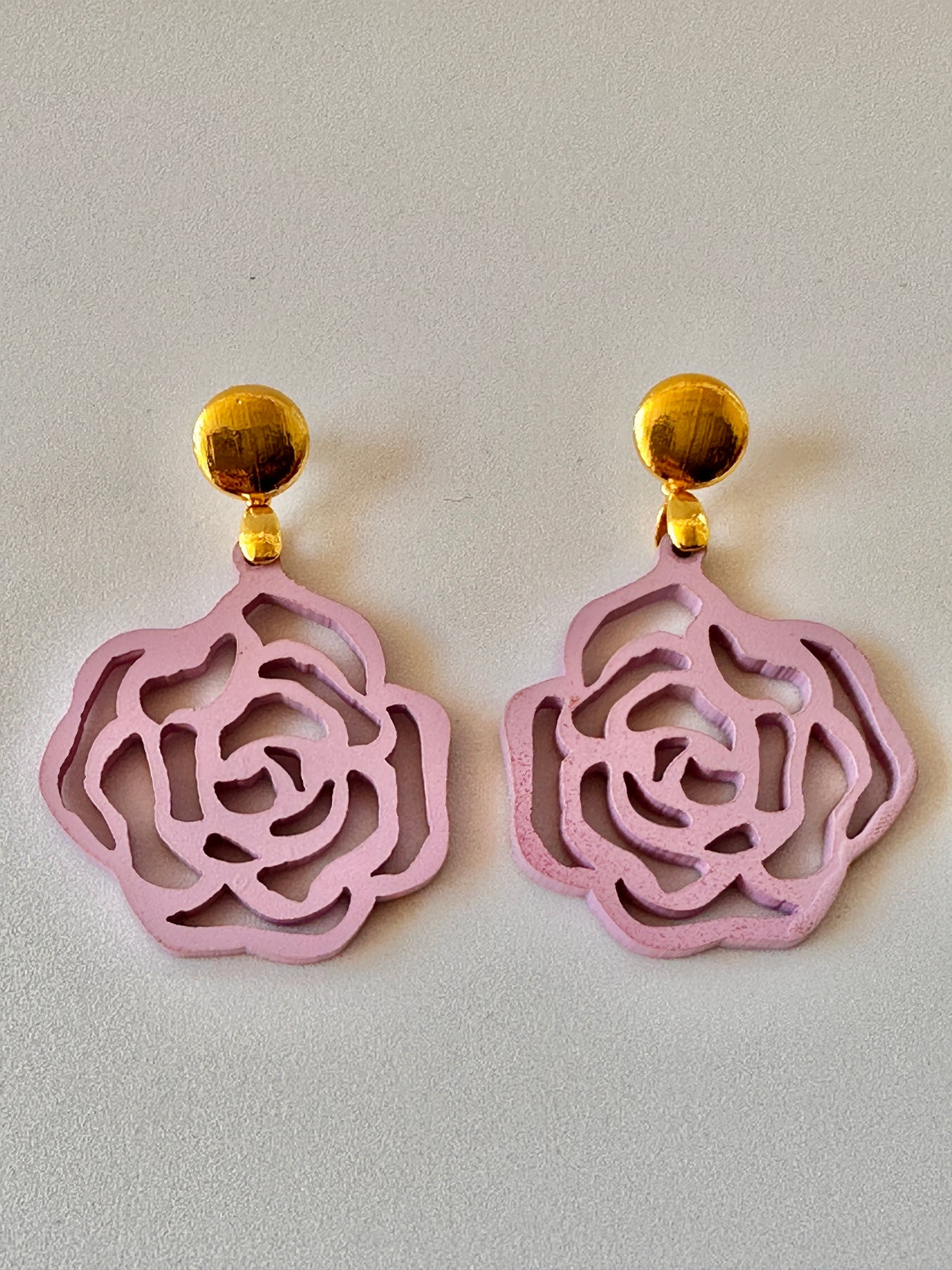 Hollow glass earrings