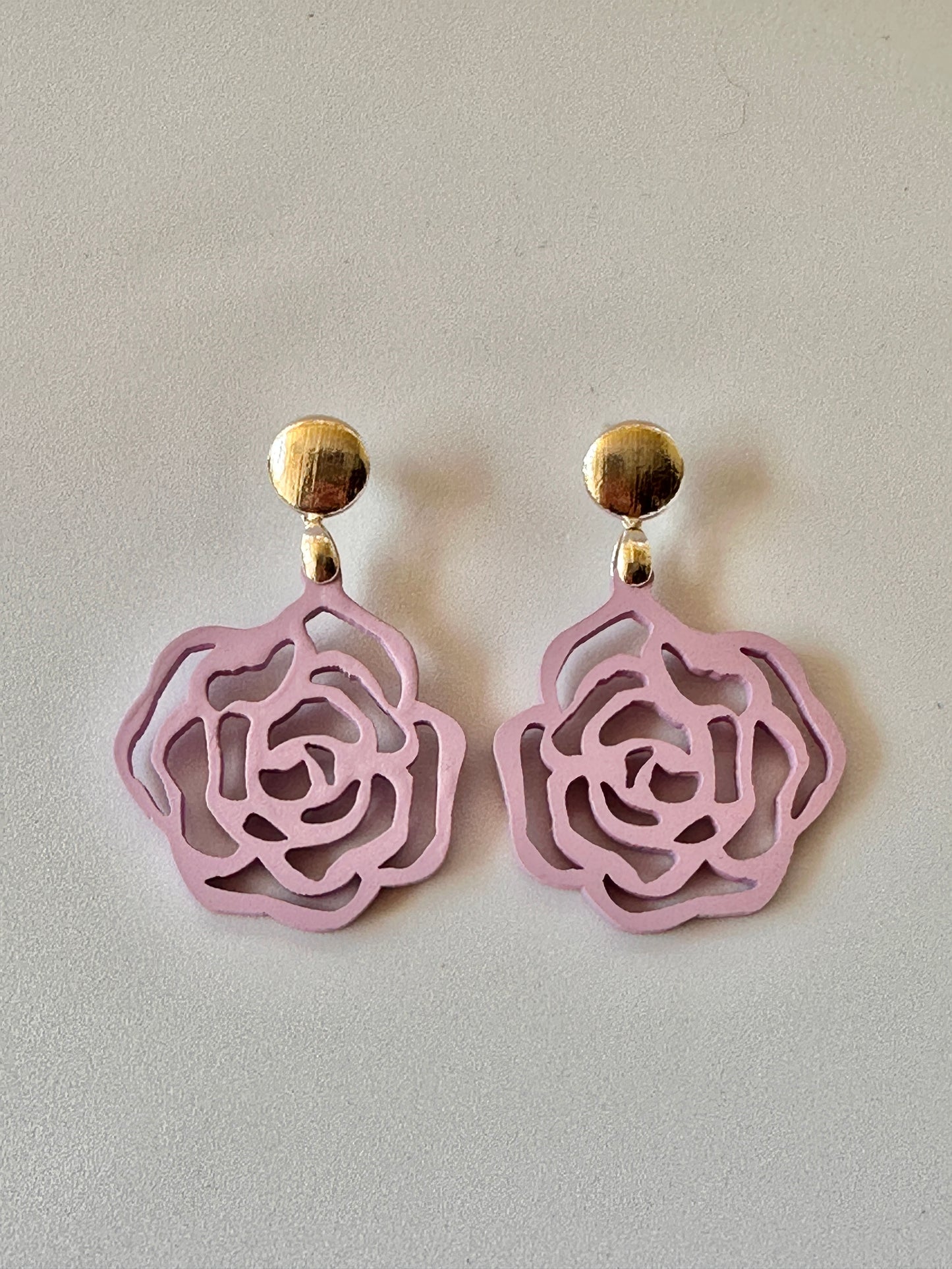Hollow glass earrings